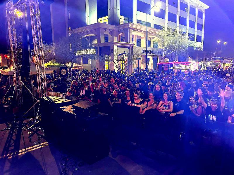 Photo of Mesa Music Festival crowd 